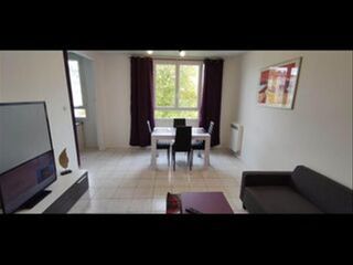 Room share, 4 rooms apartment, Mérignac