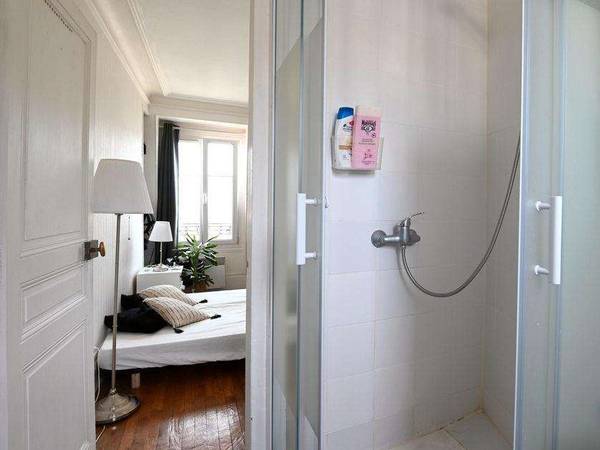 Colocation / Appartement 4 pièces de 75 m², Paris, Rue du Faubourg Saint-Denis / Photo 2