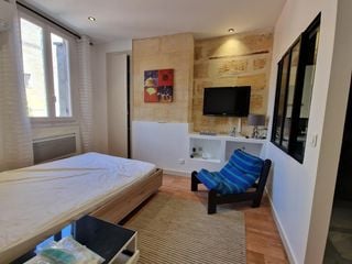 Location / Appartement 2 pièces de 24 m², Bordeaux, Rue des Frères Bonie