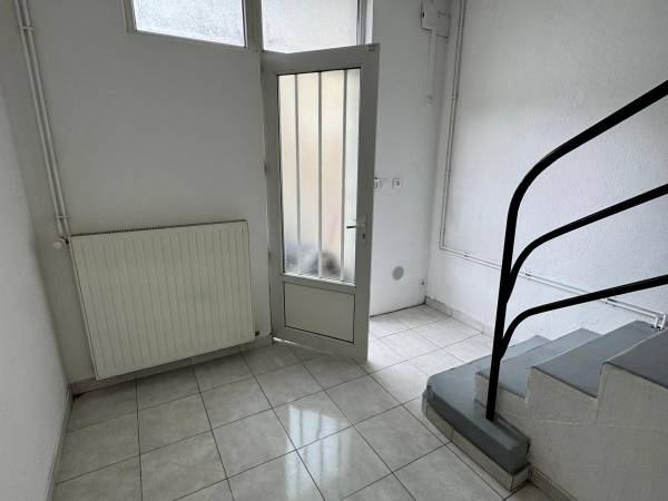 Location / Appartement 1 pièce de 44 m², Piennes, Rue du 8 Mai 1945 / Photo 2