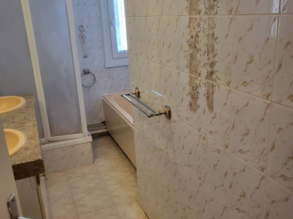 Colocation / Maison 4 pièces de 90 m², Montigny-le-Bretonneux, Boulevard Descartes / Photo 6