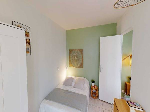 Flatsharing / 1-bedroom flat · 30 m², Bordeaux, Rue du Jardin Public / Photo 2