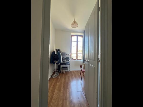 Location / Appartement 4 pièces de 82 m², Grenoble, Rue Diderot / Photo 2