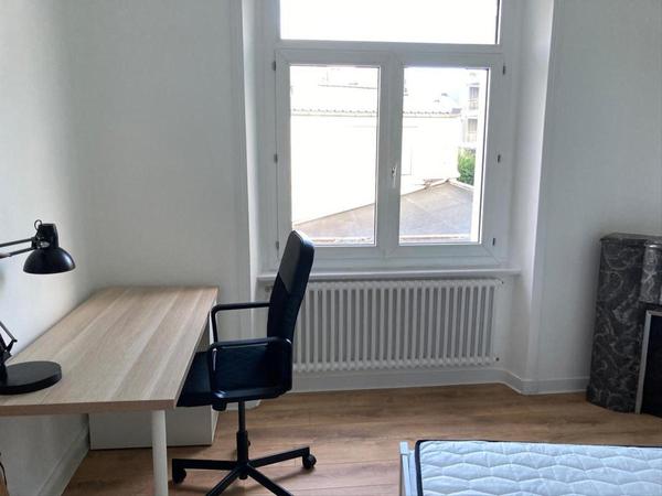 Colocation / Appartement 4 pièces de 90 m², Brest, Rue de Glasgow / Photo 2