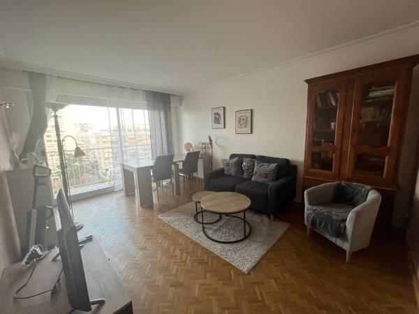 Colocation / Immeuble 3 pièces de 80 m², Tours, Avenue de Grammont / Photo 2