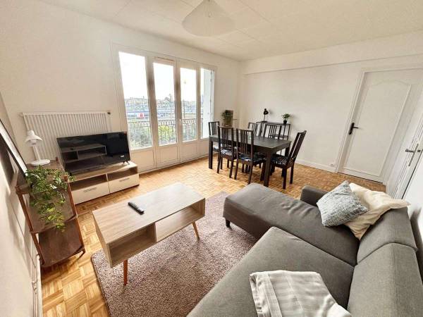 Colocation / Appartement 5 pièces de 77 m², Le Mans, Boulevard Emile Zola / Photo 2