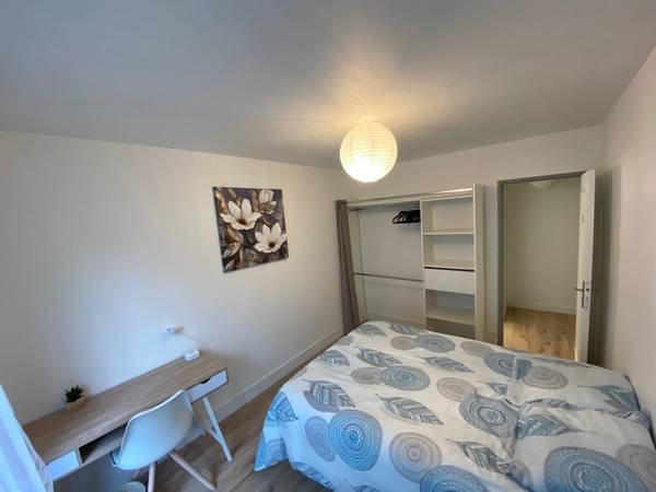 Colocation / Appartement 5 pièces de 94 m², Brest, Rue de Saint-Brieuc / Photo 2