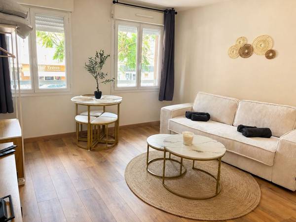 Location / Studio, Cannes / Photo 4