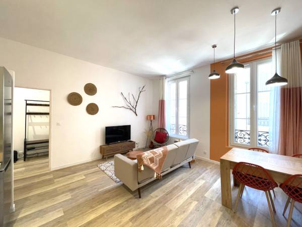 Colocation / Appartement 4 pièces de 78 m², Marseille, Rue de l'Eveche / Photo 2