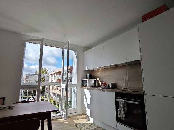 Colocation / Appartement 5 pièces de 80 m², Aix-en-Provence, Boulevard du Docteur Schweitzer / Photo 10