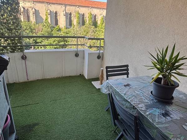 Colocation / Appartement 3 pièces de 65 m², Marseille, Avenue Claude Monet / Photo 8