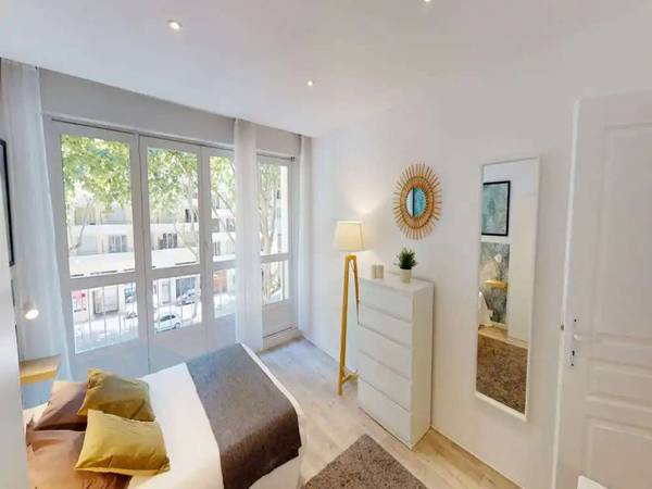 Colocation / Appartement 6 pièces de 78 m², Lyon, Cours Charlemagne / Photo 2