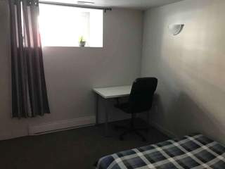 Flatsharing / 10-bedroom house · 80 m², Montréal, Rue Dorion