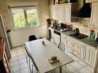 Chambre chez l'habitant / Appartement 5 pièces de 125 m², Nantes, Avenue de la Gare de Legé