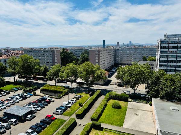 Colocation / Appartement 5 pièces de 94 m², Villeurbanne, Rue du 1er Mars 1943 / Photo 13