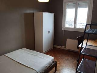 Colocation / Appartement 5 pièces de 106 m², Villeurbanne, Cours Émile-Zola
