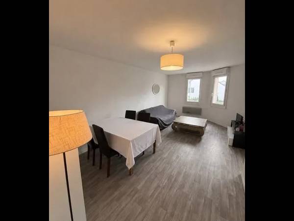 Colocation / Duplex 4 pièces de 100 m², Angers, Rue de la Picotière / Photo 3
