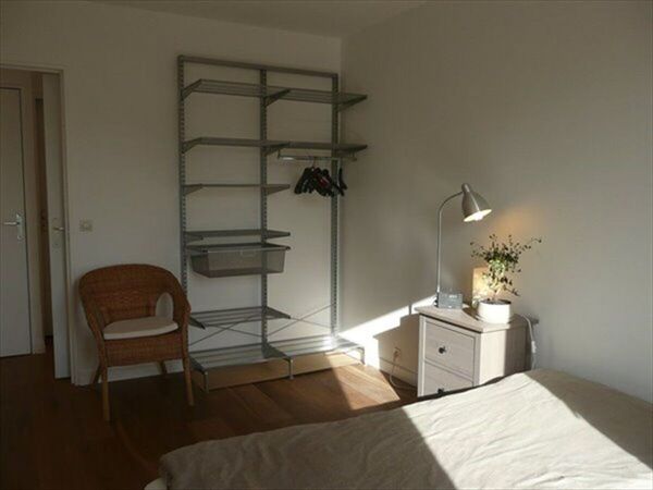 Colocation / Appartement 4 pièces de 79 m², Aubervilliers, Rue Pierre Larousse / Photo 2