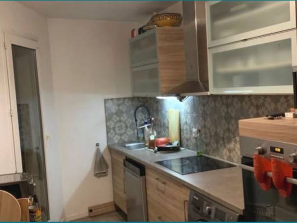 Colocation / Appartement 3 pièces de 75 m², Paris, Rue de Tlemcen / Photo 4