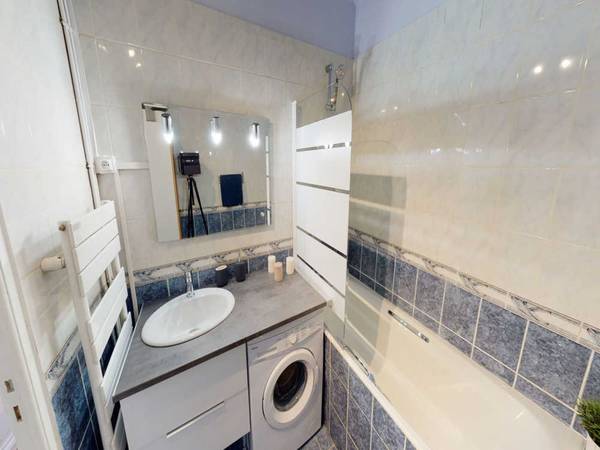 Colocation / Appartement 4 pièces de 90 m², Paris, Boulevard Magenta / Photo 11