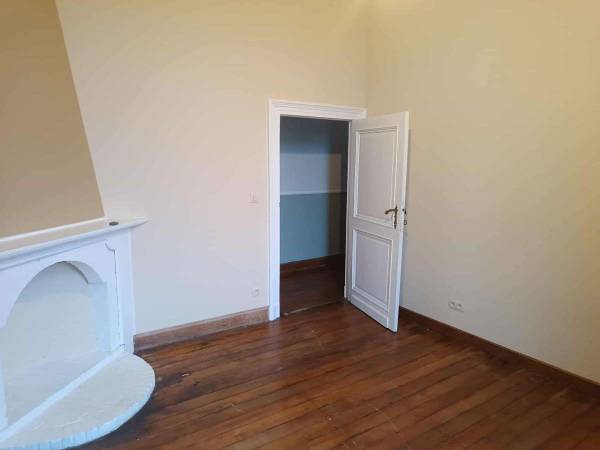 Colocation / Château 10 pièces de 250 m², Villers-la-Ville, Rue de Priesmont / Photo 2