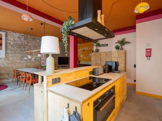 Coliving space / 10-bedroom house · 231 m², Paris, Rue des Thermopyles