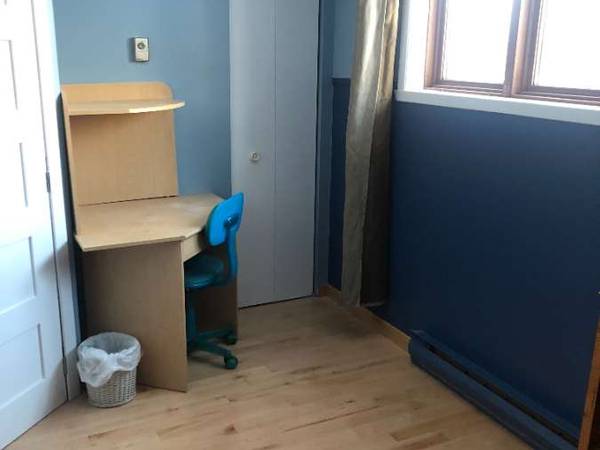 Chambre pour étudiant / Maison 5 pièces de 98 m², Sherbrooke, Rue de Nantes / Photo 8