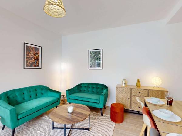 Colocation / Appartement 6 pièces de 154 m², Villejuif, 54 Sentier Benoit Mâlon, / Photo 2