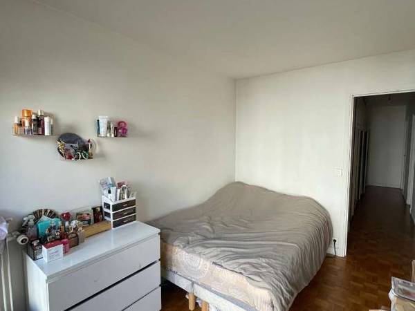 Colocation / Appartement 3 pièces de 90 m², Paris, Rue Lamblardie / Photo 2