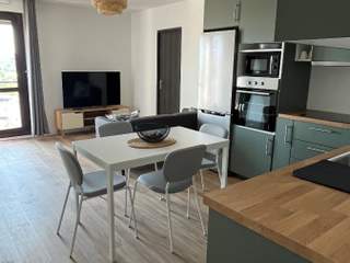 Colocation / Appartement 5 pièces de 80 m², Toulouse, Route de Seysses