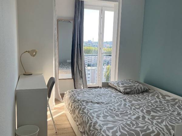 Colocation / Appartement 5 pièces de 80 m², Toulouse, Route de Seysses / Photo 3