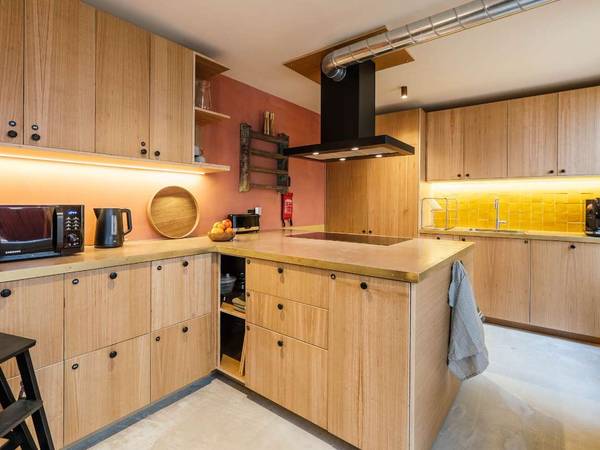 Coliving / Maison 9 pièces de 182 m², Paris, Rue Thiboumery / Photo 2