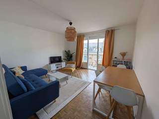 Room share / 4 rooms apartment · 78 m², Angers, Cour Saint-Laud