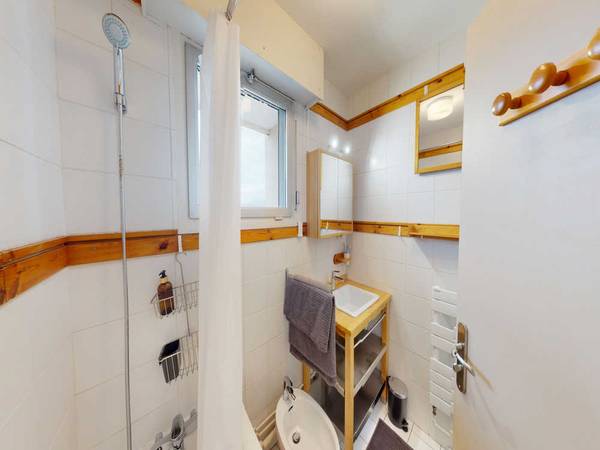 Colocation / Appartement 5 pièces de 100 m², Courbevoie, Rue Armand Silvestre / Photo 11