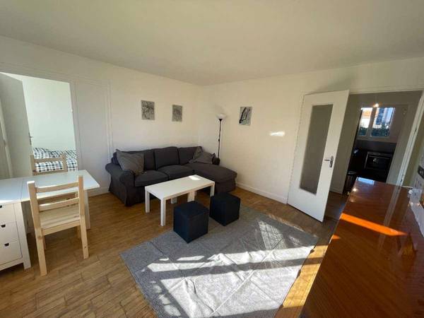 Colocation / Appartement 4 pièces de 61 m², Villejuif, Avenue de la République / Photo 2