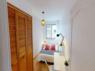 Flatsharing / 7-bedroom flat · 80 m², Lyon, Rue Jean Vallier