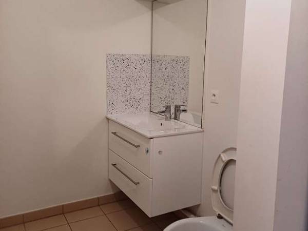Location / Appartement 2 pièces de 35 m², Vitry-sur-Seine, Rue Julian Grimau / Photo 9