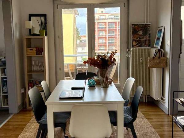Colocation / Appartement 5 pièces de 74 m², Strasbourg, Rue de Beblenheim / Photo 2