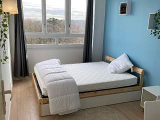 Spolubydlení / 7 rooms apartment · 95 m², Lyon, Boulevard Pinel
