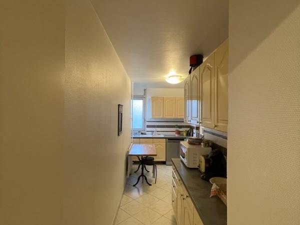 Colocation / Appartement 5 pièces de 104 m², Paris, Villa Curial / Photo 2