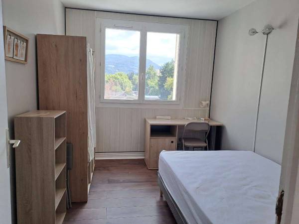 Flatsharing / 3-bedroom flat · 45 m², Saint-Martin-d'Hères, Rue Garibaldi / Photo 3