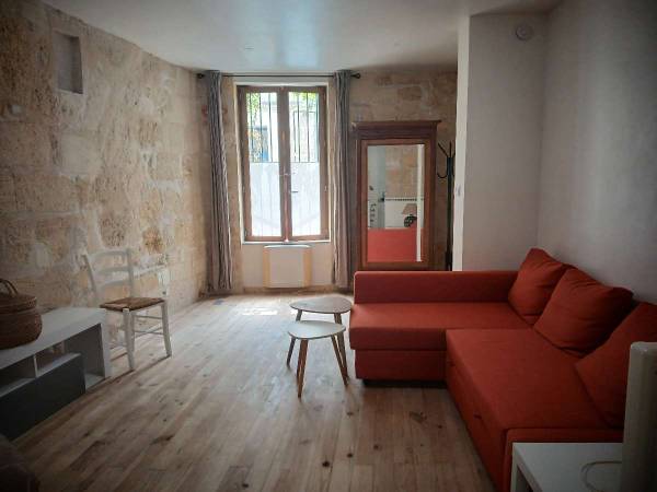 Location / Appartement 2 pièces de 48 m², Bordeaux, Rue Montfaucon / Photo 2