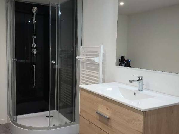 Colocation / Maison 10 pièces de 160 m², La Roche-sur-Yon, Rue des Pierraillers / Photo 2