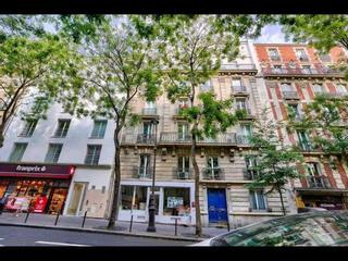 Location / Appartement 3 pièces de 54 m², Paris, Rue Caulaincourt