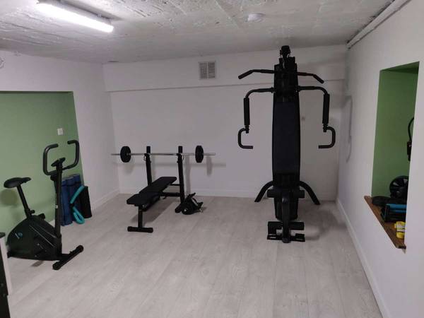 Colocation / Villa 10 pièces de 400 m², Noisy-le-Sec / Photo 2