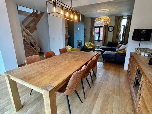 Coliving / Maison 10 pièces de 250 m², Rebecq, Rue Quenestine / Photo 2