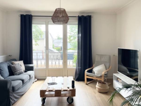 Colocation / Maison 7 pièces de 150 m², Laval, Avenue de Tours / Photo 2