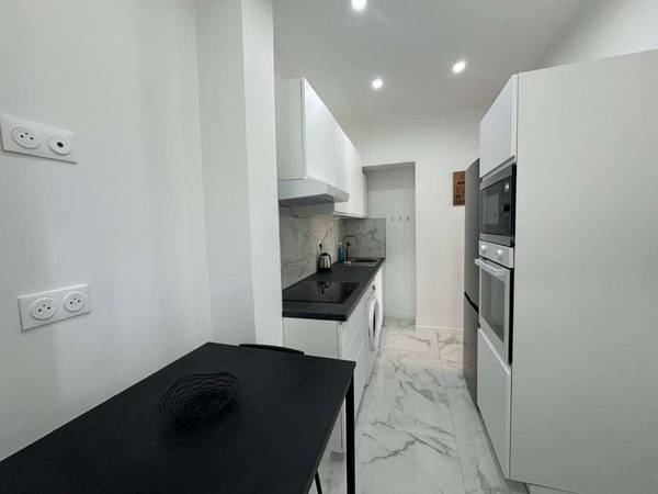 Colocation / Appartement 3 pièces de 45 m², Nice, Avenue Giacobi / Photo 2