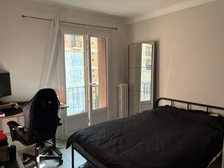 Colocation / Appartement 4 pièces de 75 m², Aix-en-Provence, Place de Narvik