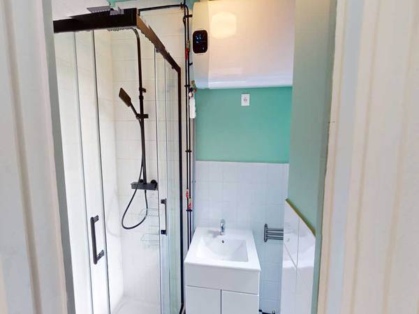 Colocation / Appartement 3 pièces de 50 m², Paris, Rue des Cloys / Photo 8